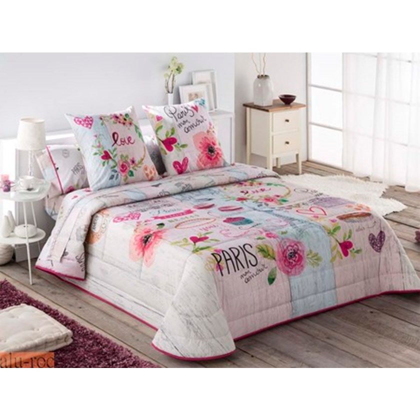 Decora el dormitorio con cojines a juego, originales y con mucho amor.