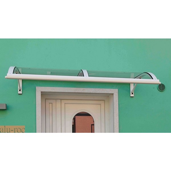 Elegante y moderno diseño de nuestra marquesina ADVANCE para puertas de exterior.