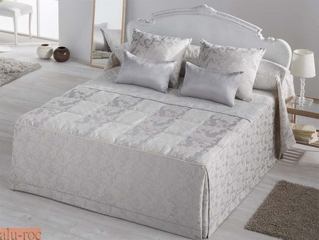 Ropa de cama distinguida y elegante para vestir tu dormitorio